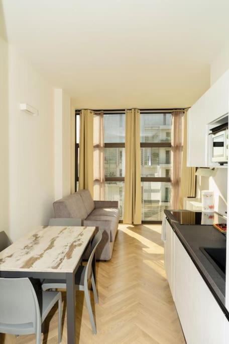 Sky View - Porta Nuova - Appartamento 4 Milano Eksteriør billede